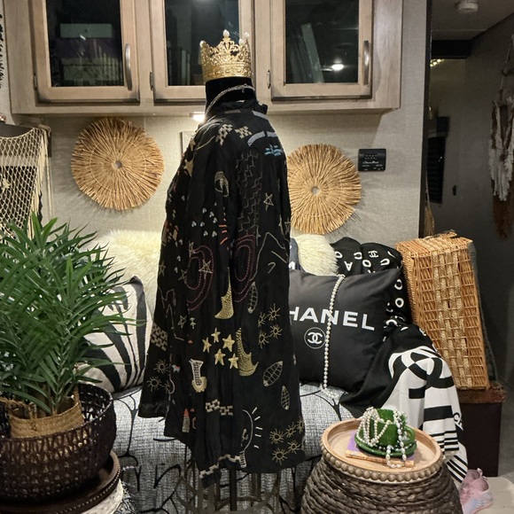 Johnny Was Biya Picassa ( Storybook) Shirt S - Picture 10 of 16